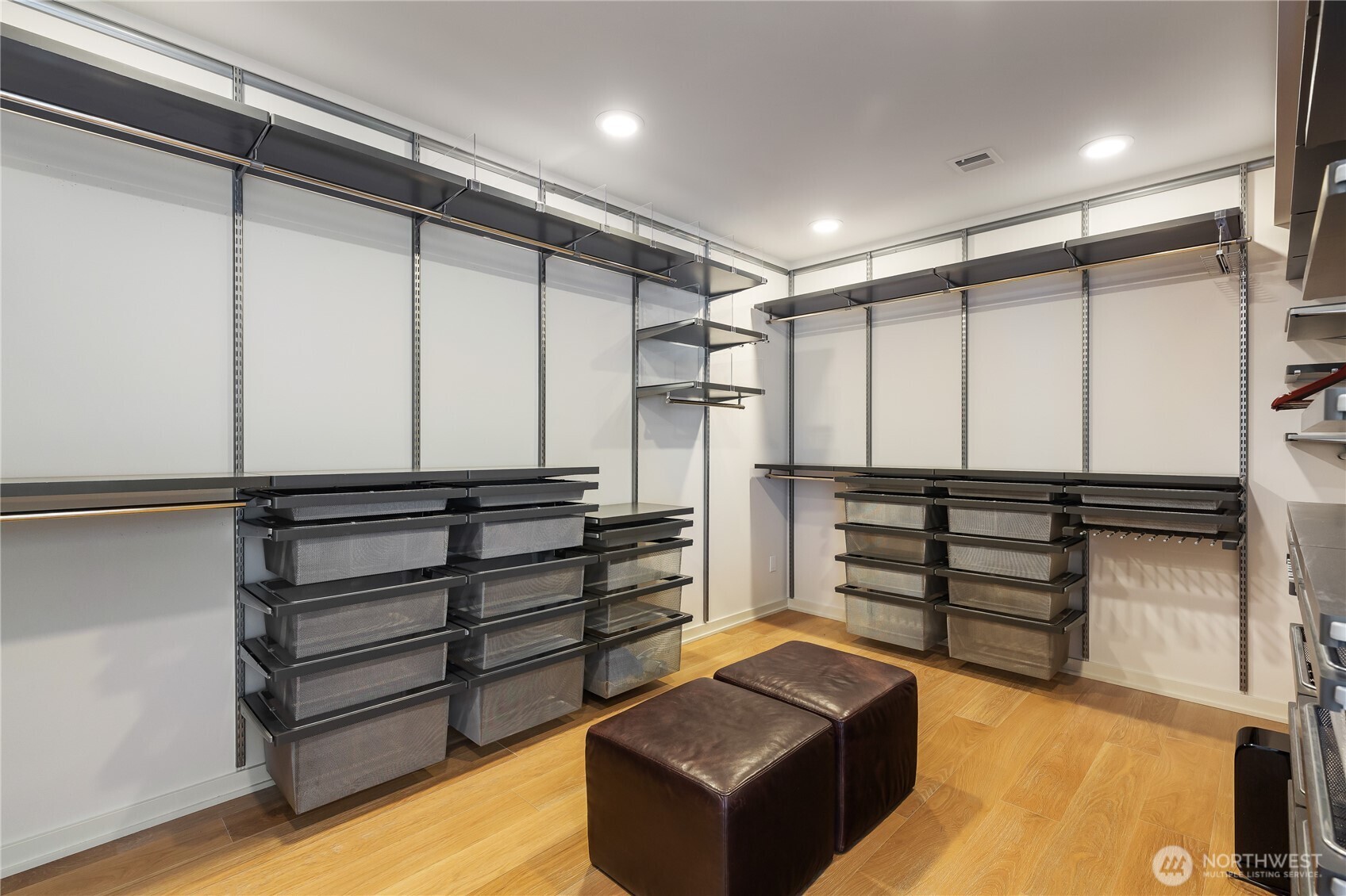 7734 Seward Park Avenue South Seattle, WA 98118 - Photo 22 of 40