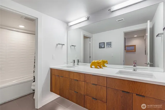 $4,995,000 | 7734 Seward Park Avenue South, Seattle, WA 98118