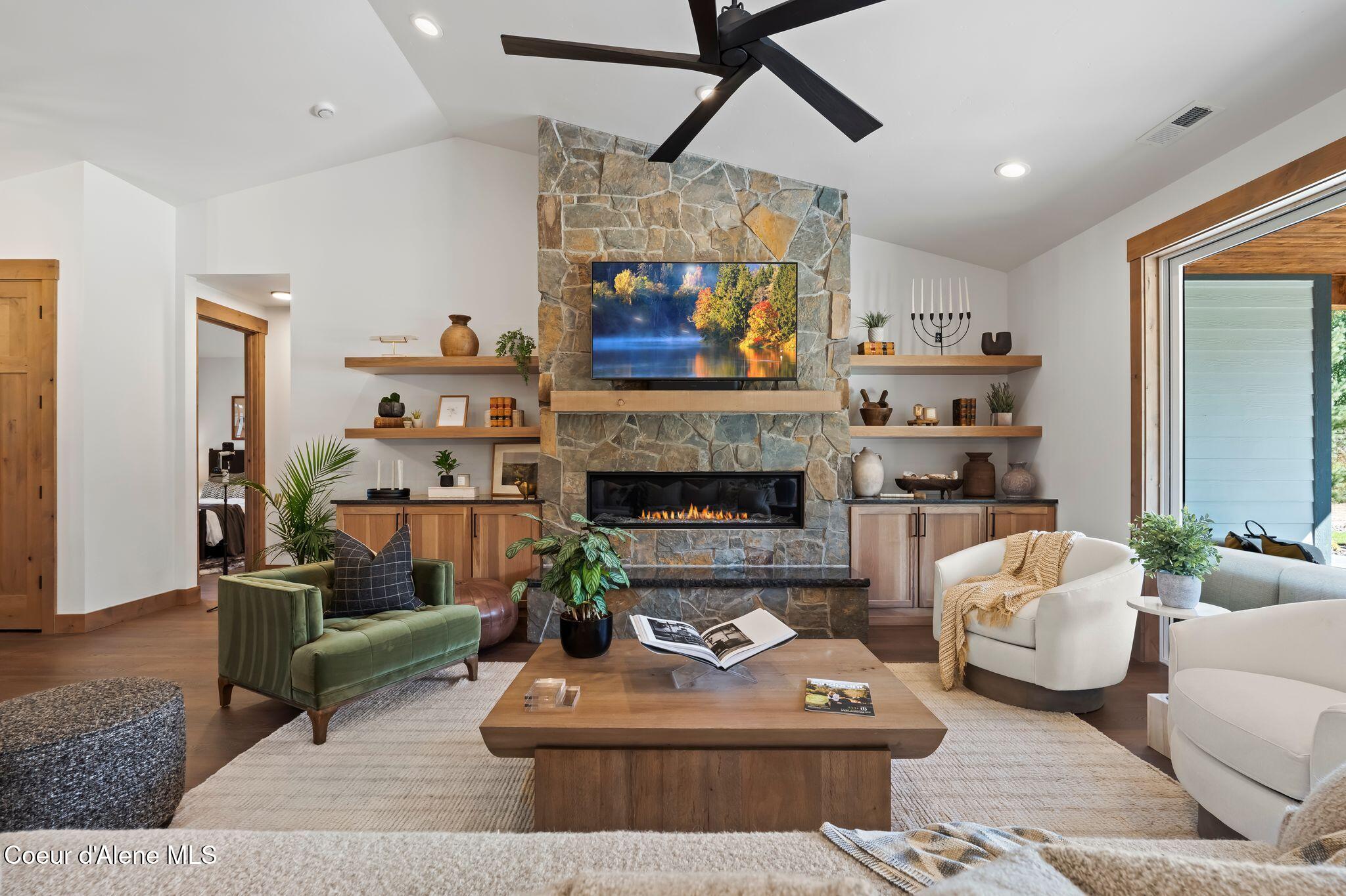 201 Osprey Lane Sandpoint, ID 83864 - Photo 6 of 58 6_A7406997