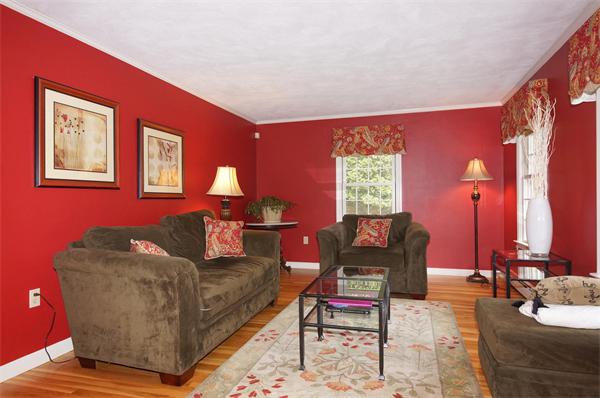 39 Flagg Road Southborough, MA 01772 - Photo 9 of 19 Gallery Image 9