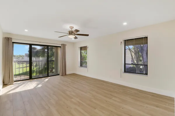 $824,999 | 10459 Southeast Terrapin Place, Unit 202, Jupiter, FL 33469