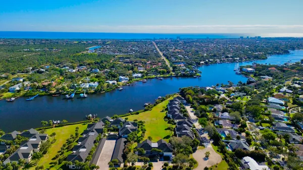 $824,999 | 10459 Southeast Terrapin Place, Unit 202, Jupiter, FL 33469