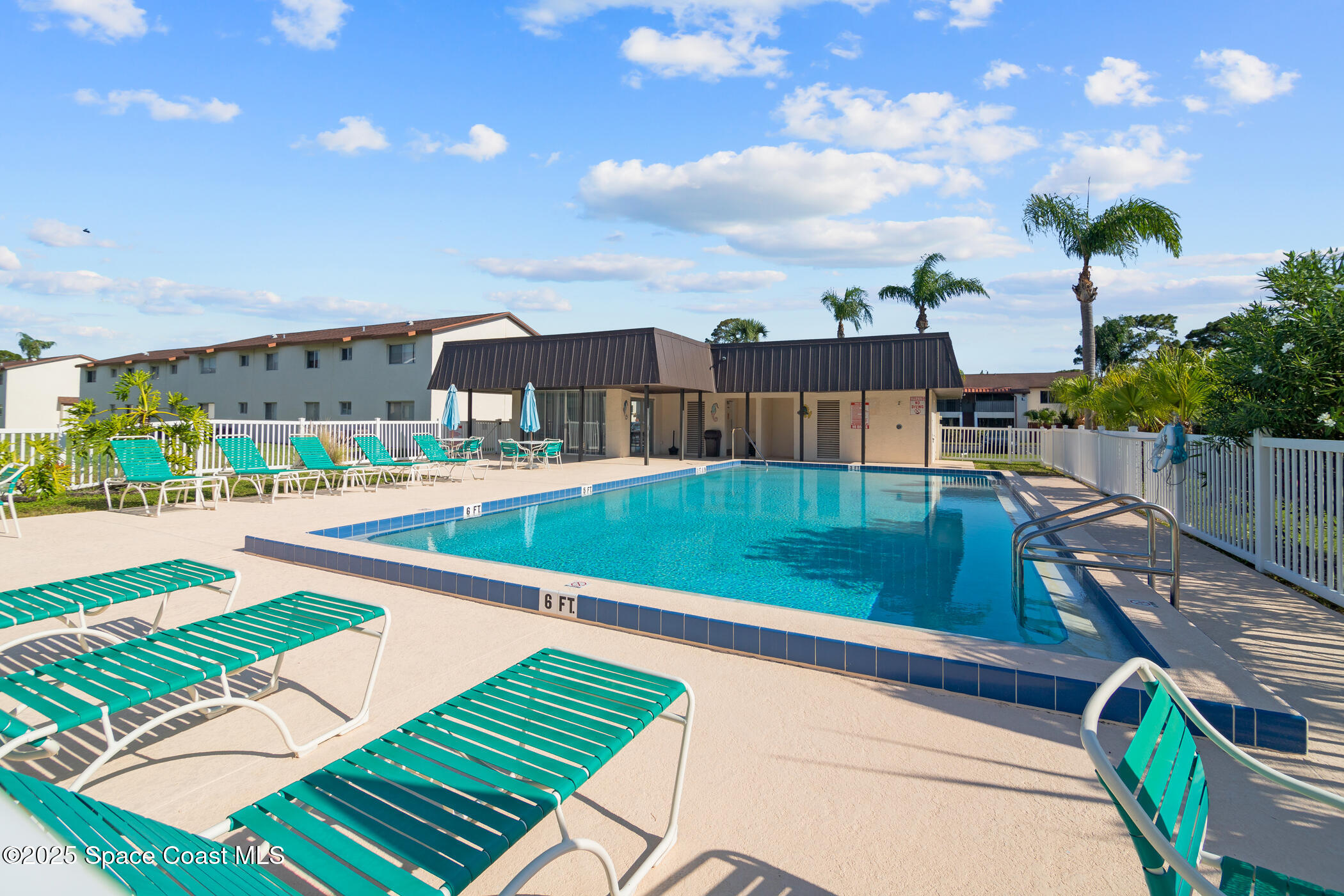 627 Ridge Club Drive, Unit 14 Melbourne, FL 32934 - Photo 9 of 22 627 Ridge Club Dr MLS-14