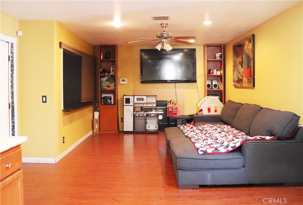 43964 Fallon Drive Lancaster, CA 93535 - Photo 7 of 19