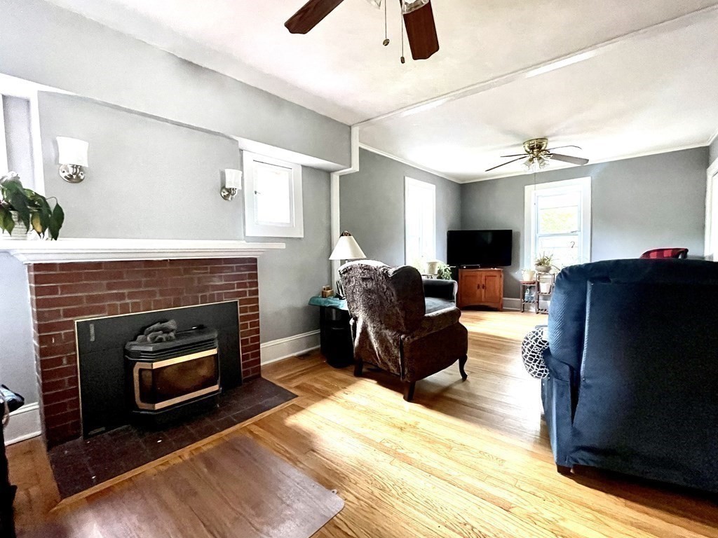 15 Ralph Street Agawam, MA 01030 - Photo 11 of 35 Gallery Image 11