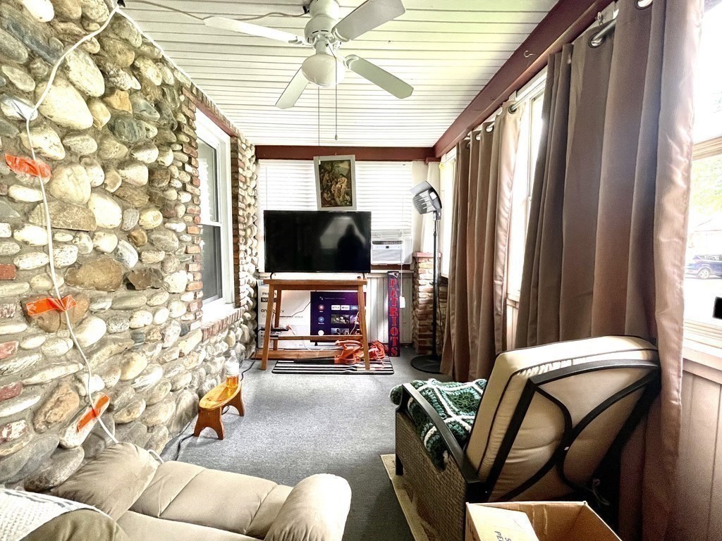 15 Ralph Street Agawam, MA 01030 - Photo 4 of 35 Gallery Image 4