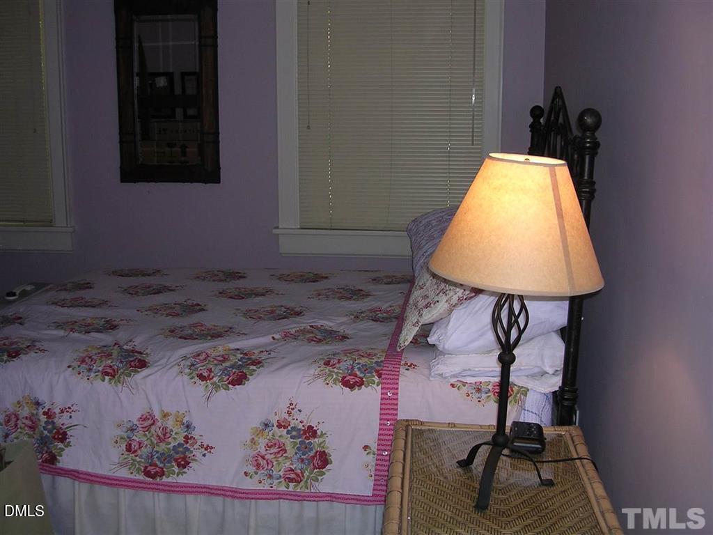 12 Henderson Street Raleigh, NC 27607 - Photo 5 of 11