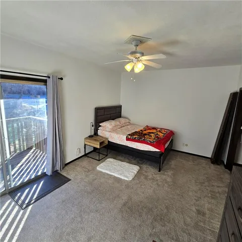 $1,500 | 423 West 104th Street, Unit C, Kansas City, MO 64114