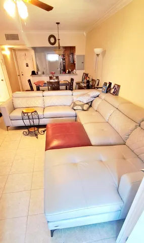 $175,000 | 400 Northeast 20th Street, Unit D307, Boca Raton, FL 33431