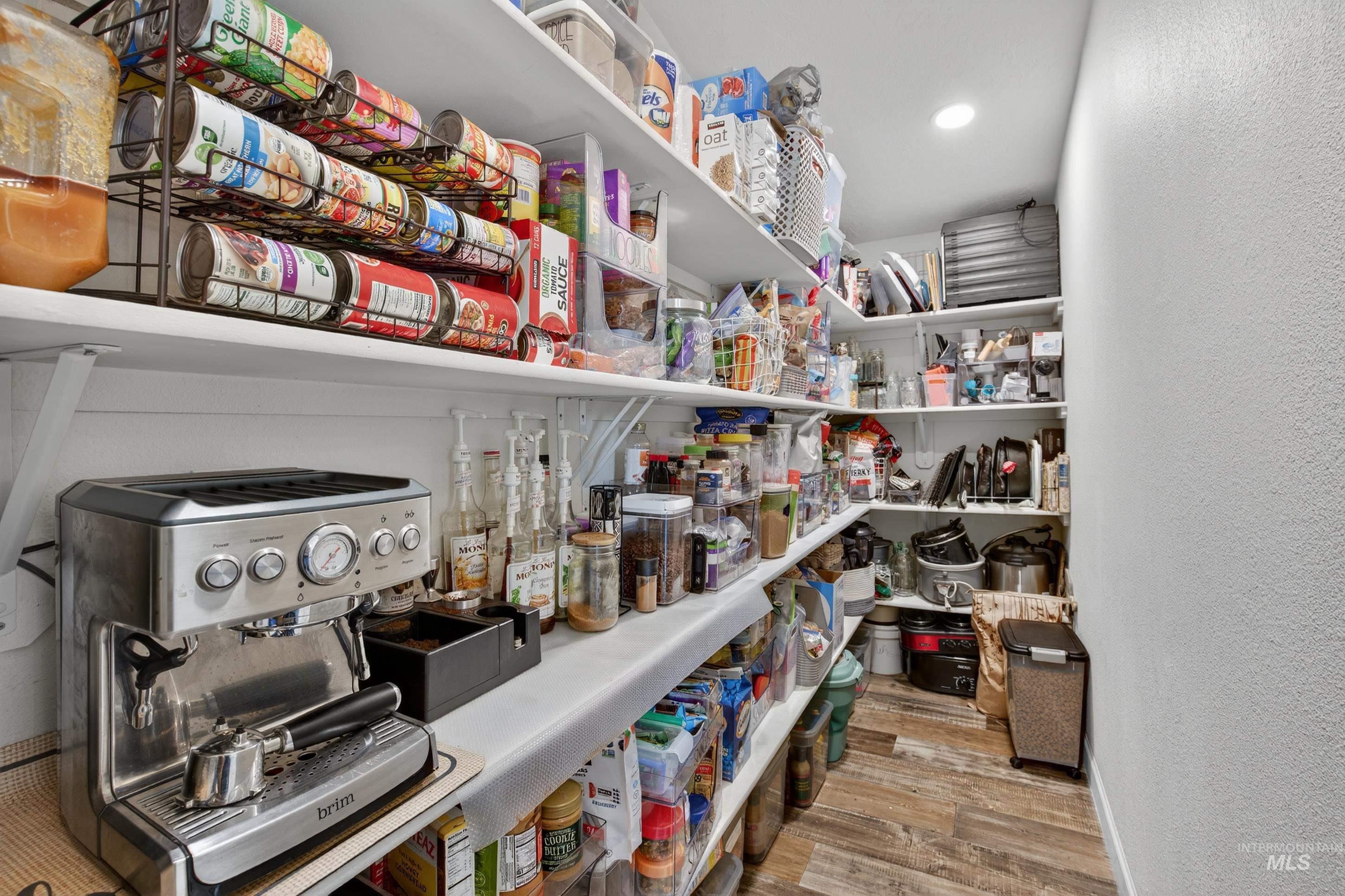 728 Chase Lane Melba, ID 83641 - Photo 21 of 48 View of pantry