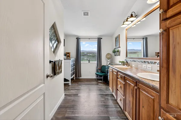 $584,900 | 728 Chase Lane, Melba, ID 83641
