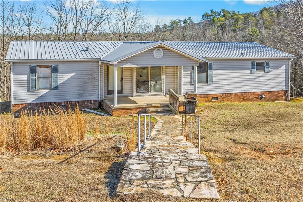 1050 Smurf Road Danbury, NC 27016 - Photo 8 of 25