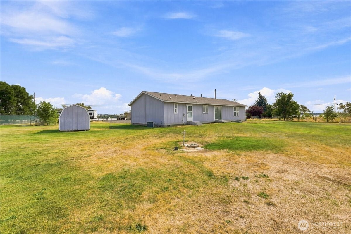 2946 Rd F Northeast Moses Lake, WA 98837 - Photo 35 of 40 Gallery Image 35