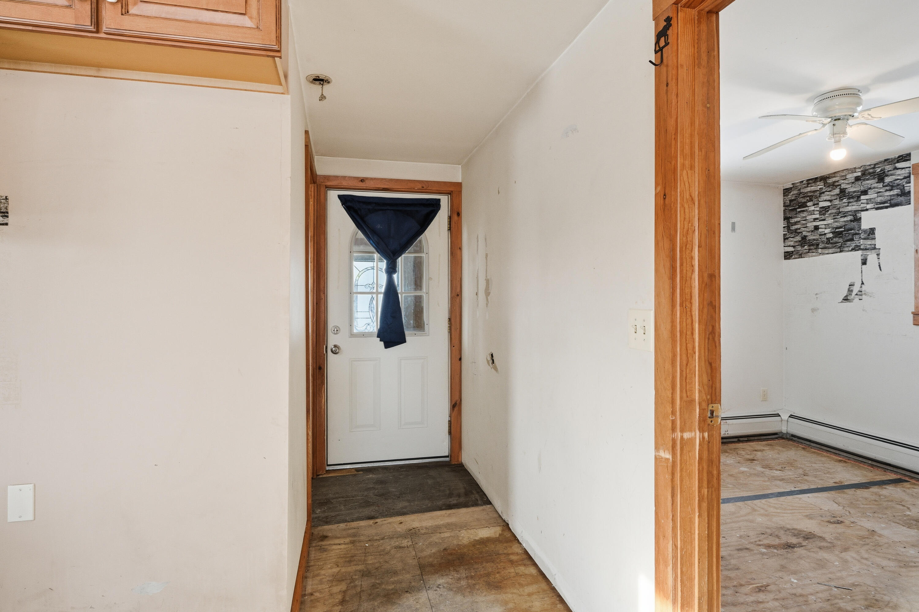 68 Rowe Road Harmony, ME 04942 - Photo 17 of 44 110327gr-109