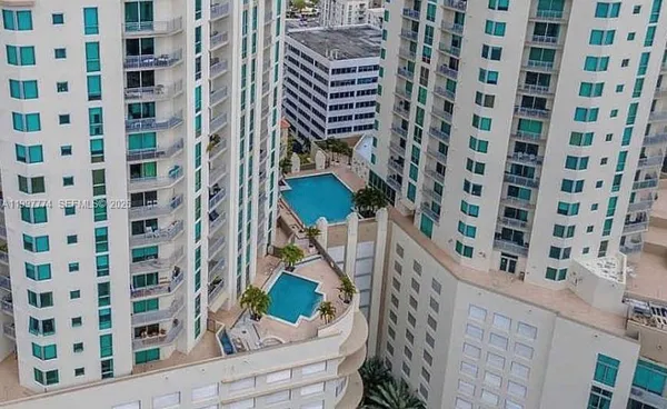 $540,000 | 9066 Southwest 73rd Court, Unit 806, Miami, FL 33156