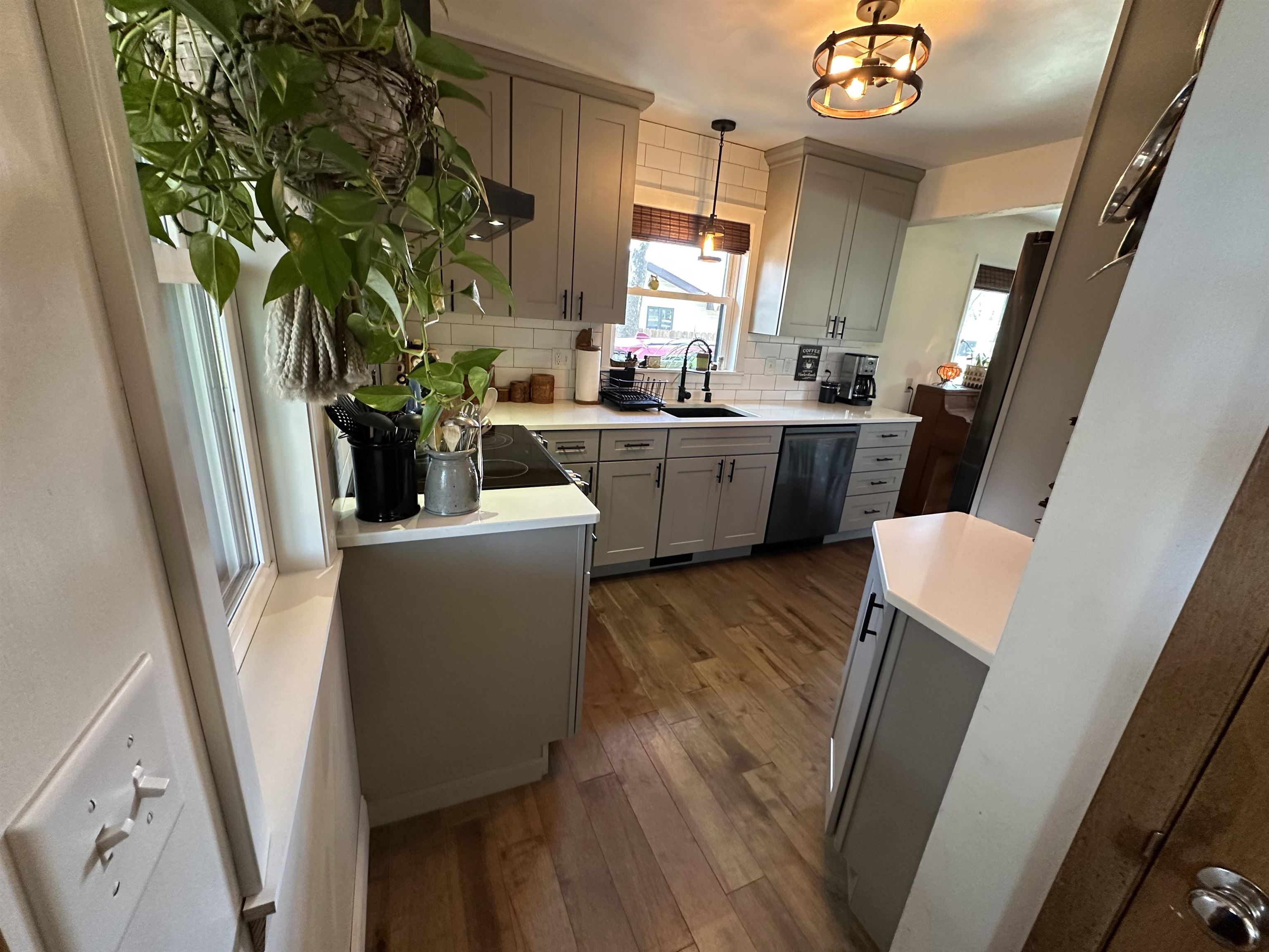 5009 East Buckeye Road Madison, WI 53716 - Photo 14 of 43