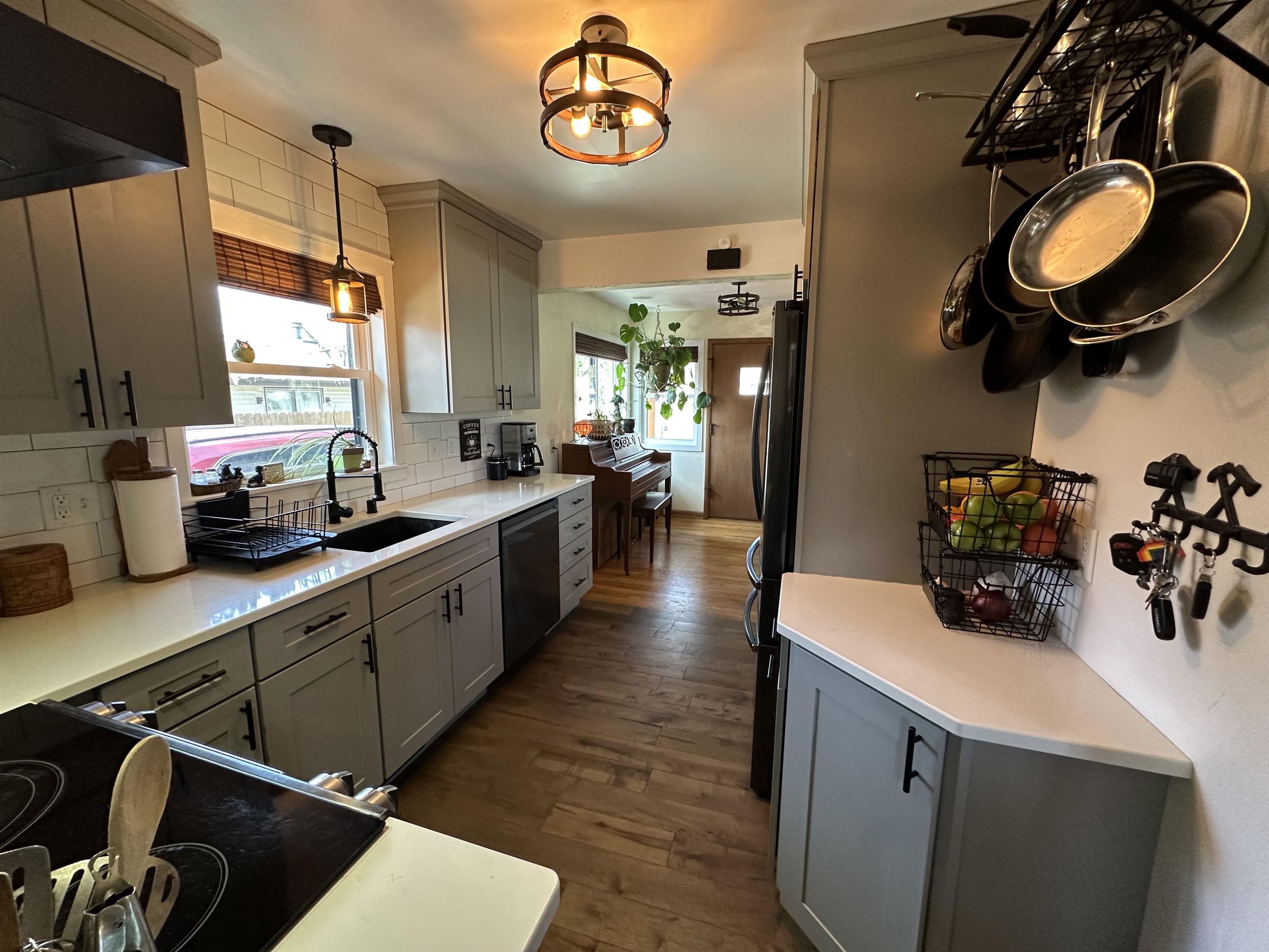 5009 East Buckeye Road Madison, WI 53716 - Photo 15 of 43