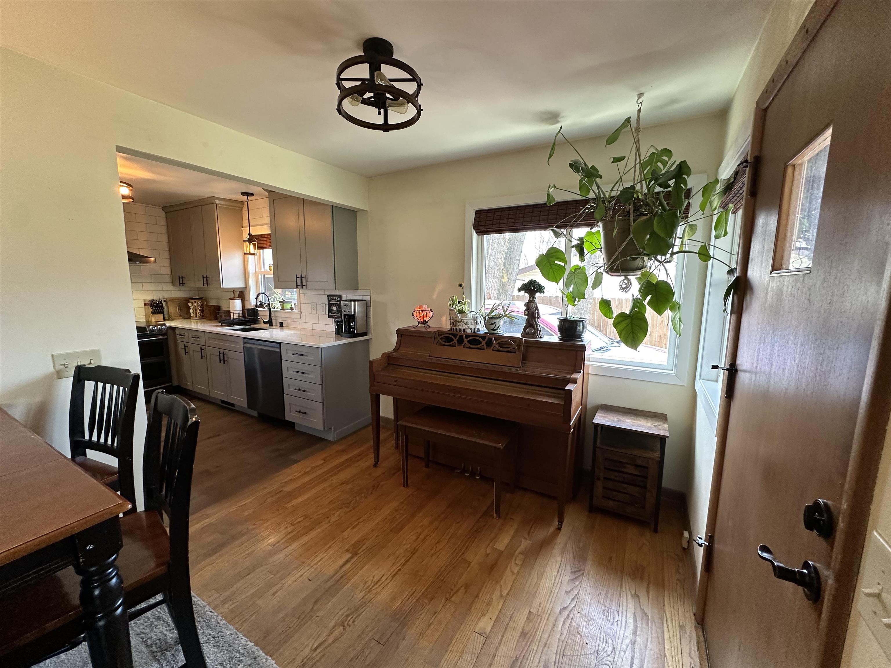 5009 East Buckeye Road Madison, WI 53716 - Photo 20 of 43