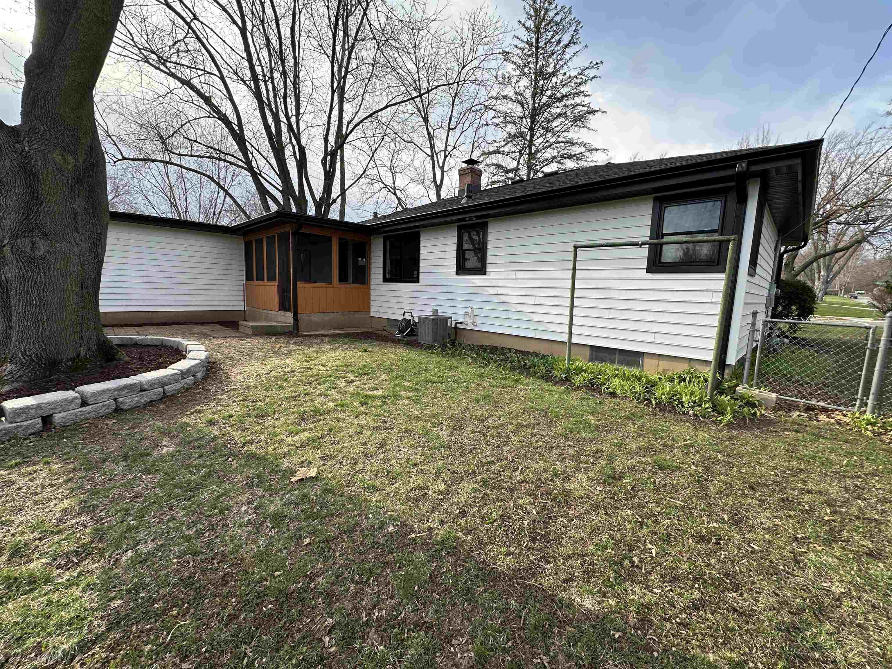 5009 East Buckeye Road Madison, WI 53716 - Photo 8 of 43