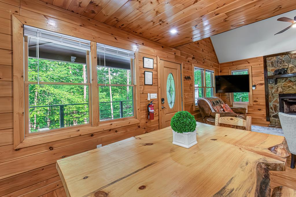 48 Timber Ridge Road Blue Ridge, GA 30513 - Photo 8 of 82