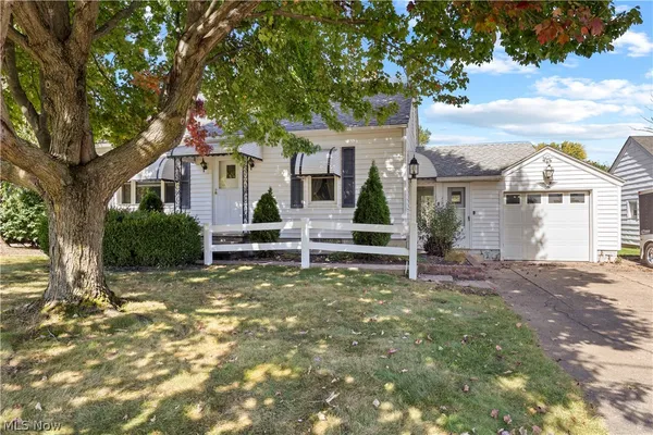 $235,000 | 111 Yunker Court, Elyria, OH 44035