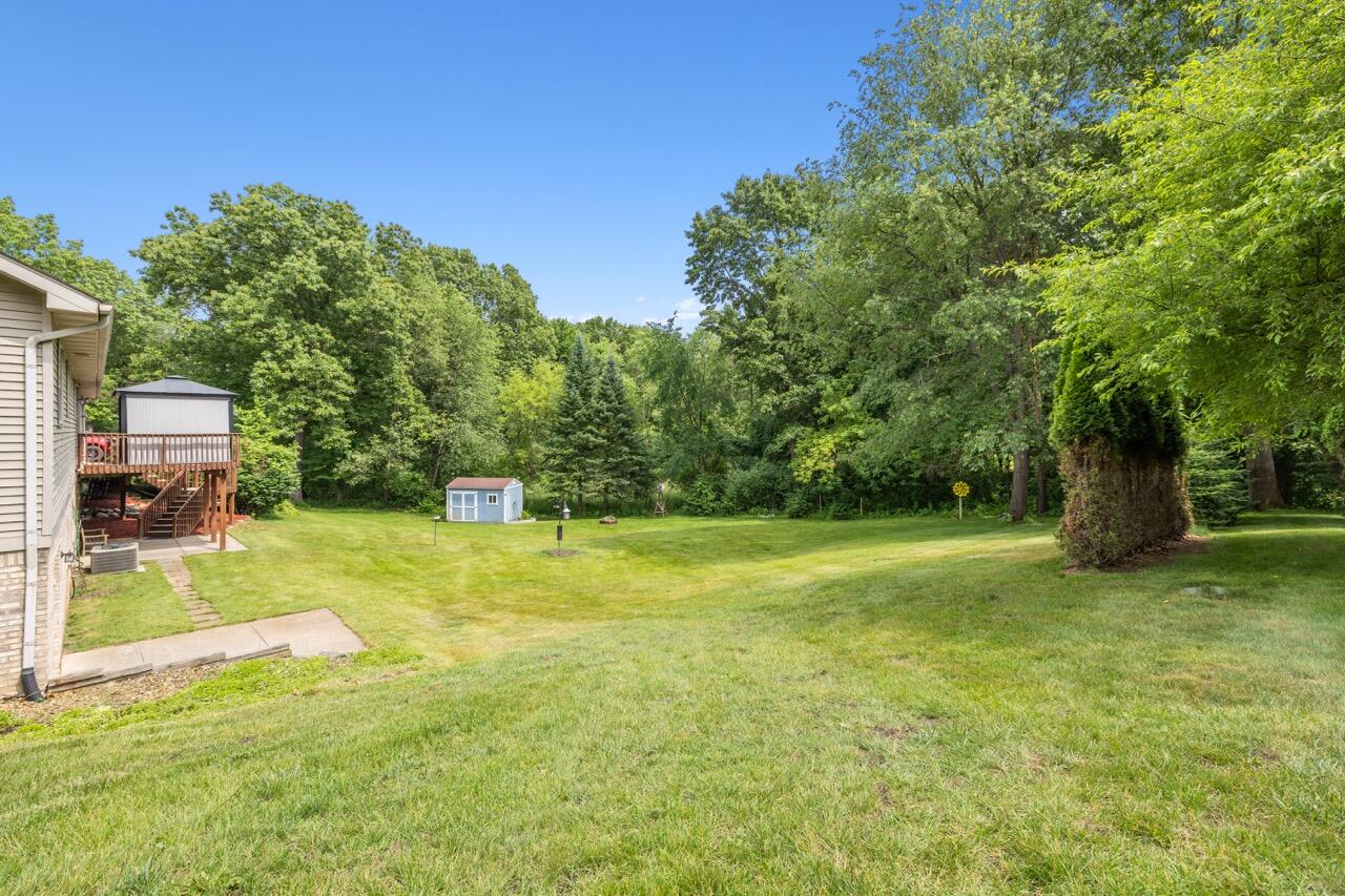 10862 Silver Lake Road South Lyon, MI 48178 - Photo 48 of 52 10682 Silver Lake-76 Large