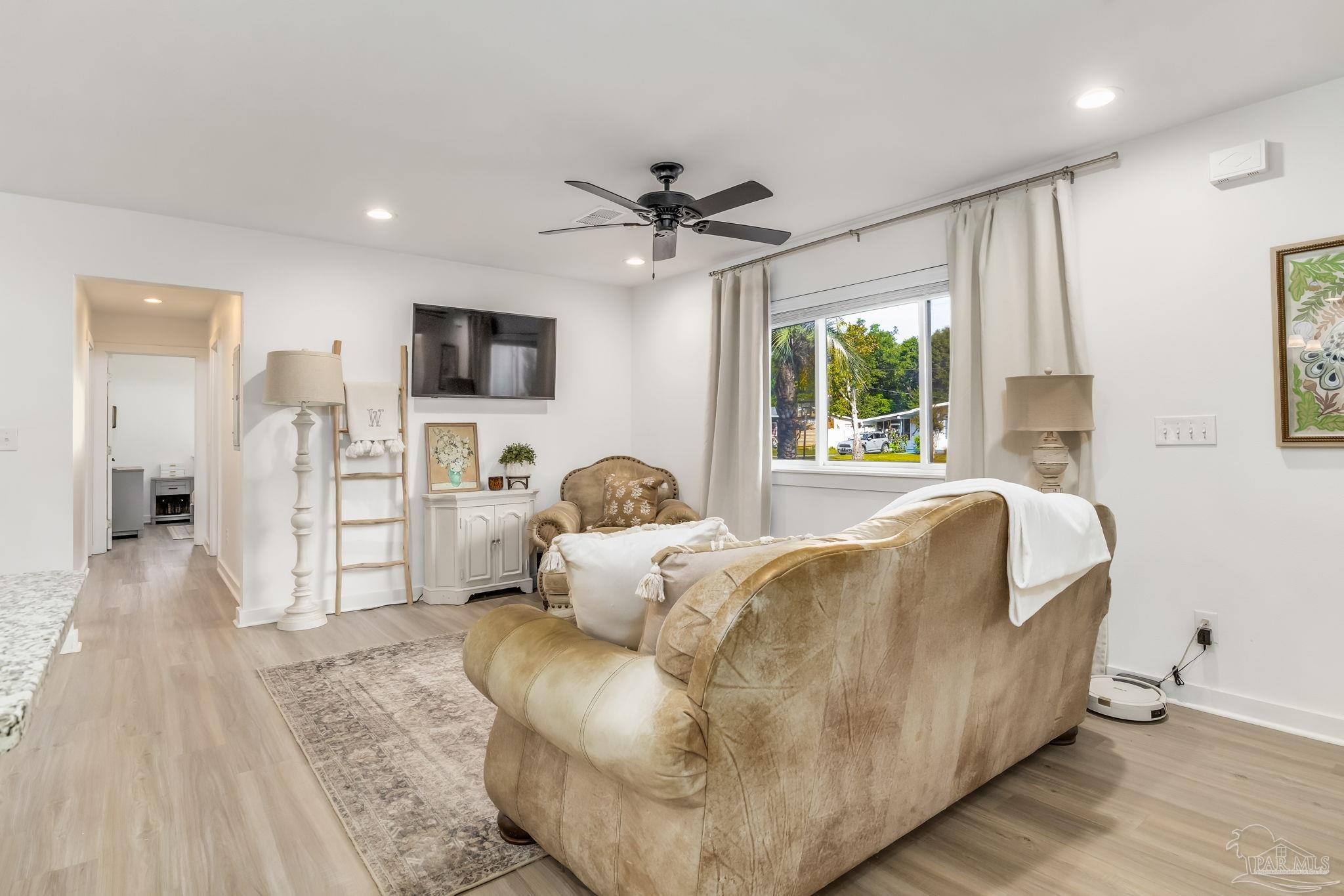 3275 Adrian Road Pensacola, FL 32504 - Photo 10 of 64