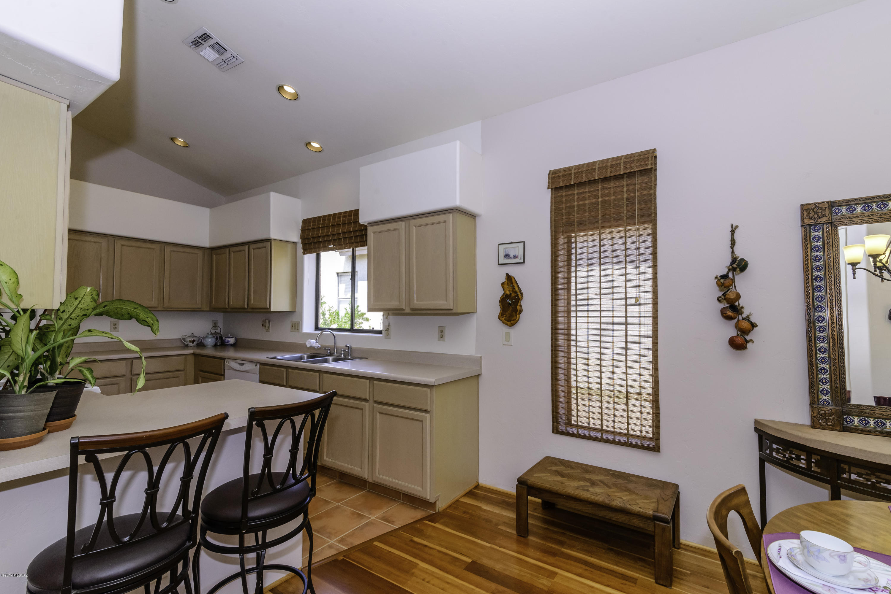 2910 North Sky Post Road Tucson, AZ 85749 - Photo 13 of 46
