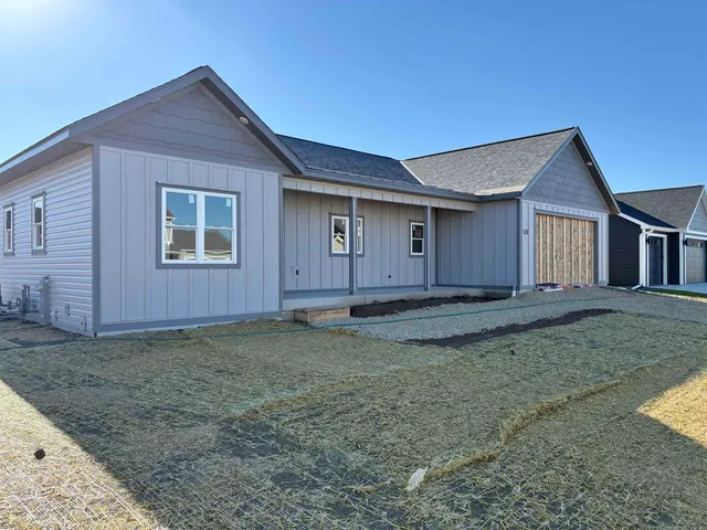 $474,900 | 428 Chad, Arlington, WI 53911