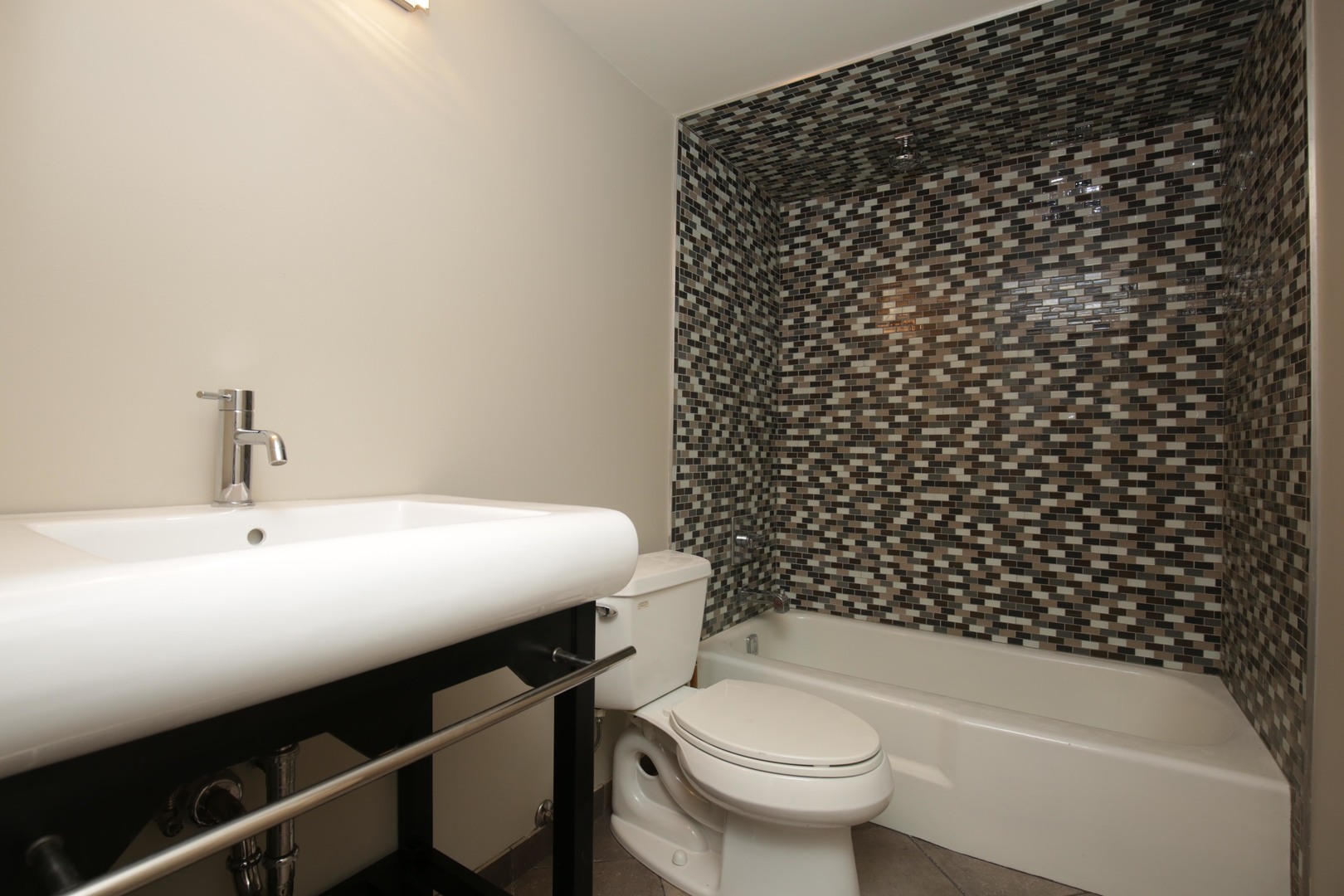 300 South Roselle Road, Unit 312 Schaumburg, IL 60193 - Photo 11 of 11
