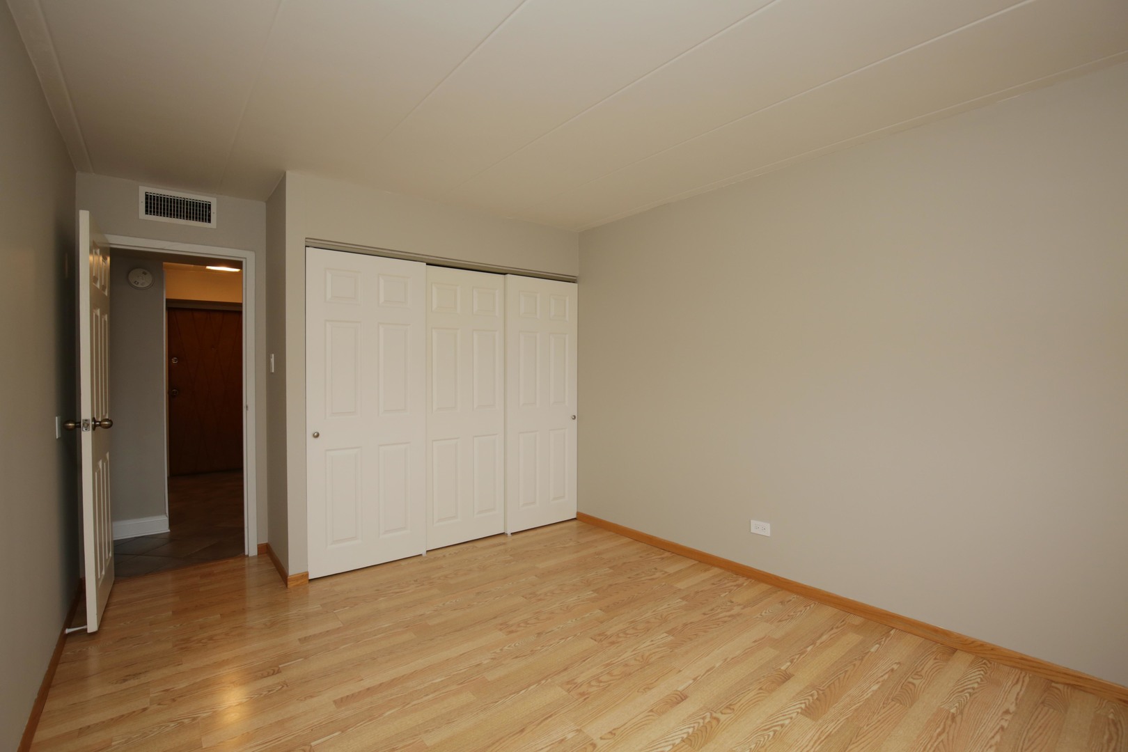 300 South Roselle Road, Unit 312 Schaumburg, IL 60193 - Photo 7 of 11
