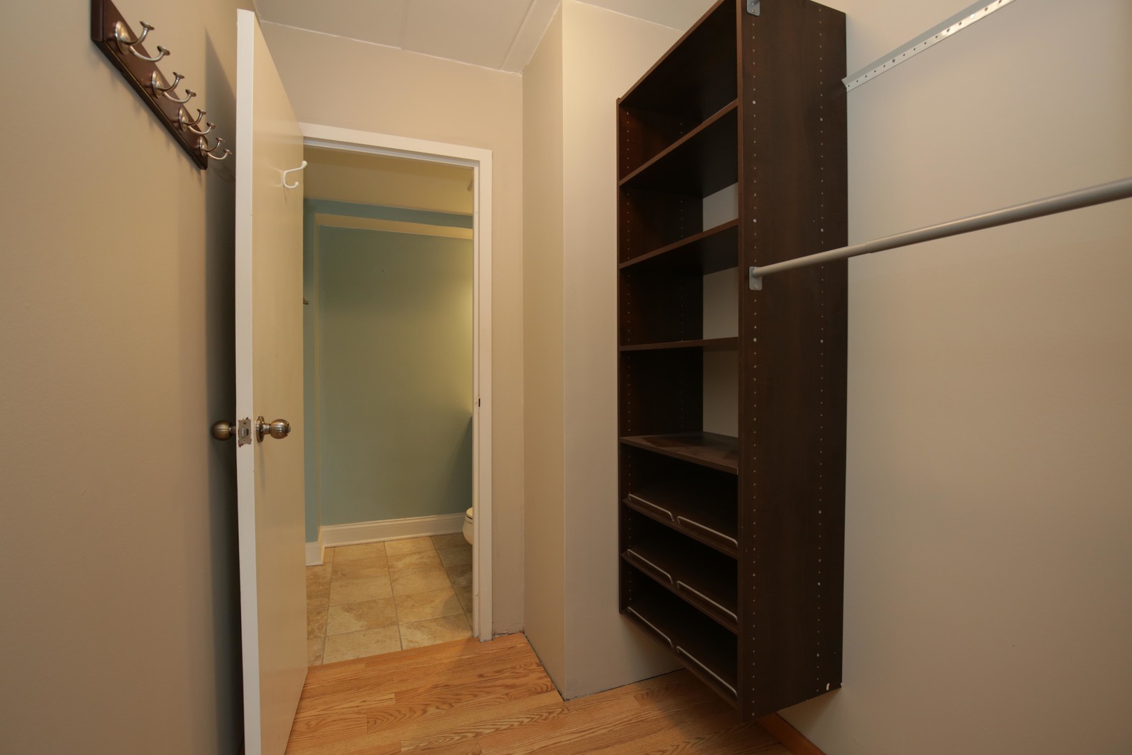 300 South Roselle Road, Unit 312 Schaumburg, IL 60193 - Photo 8 of 11