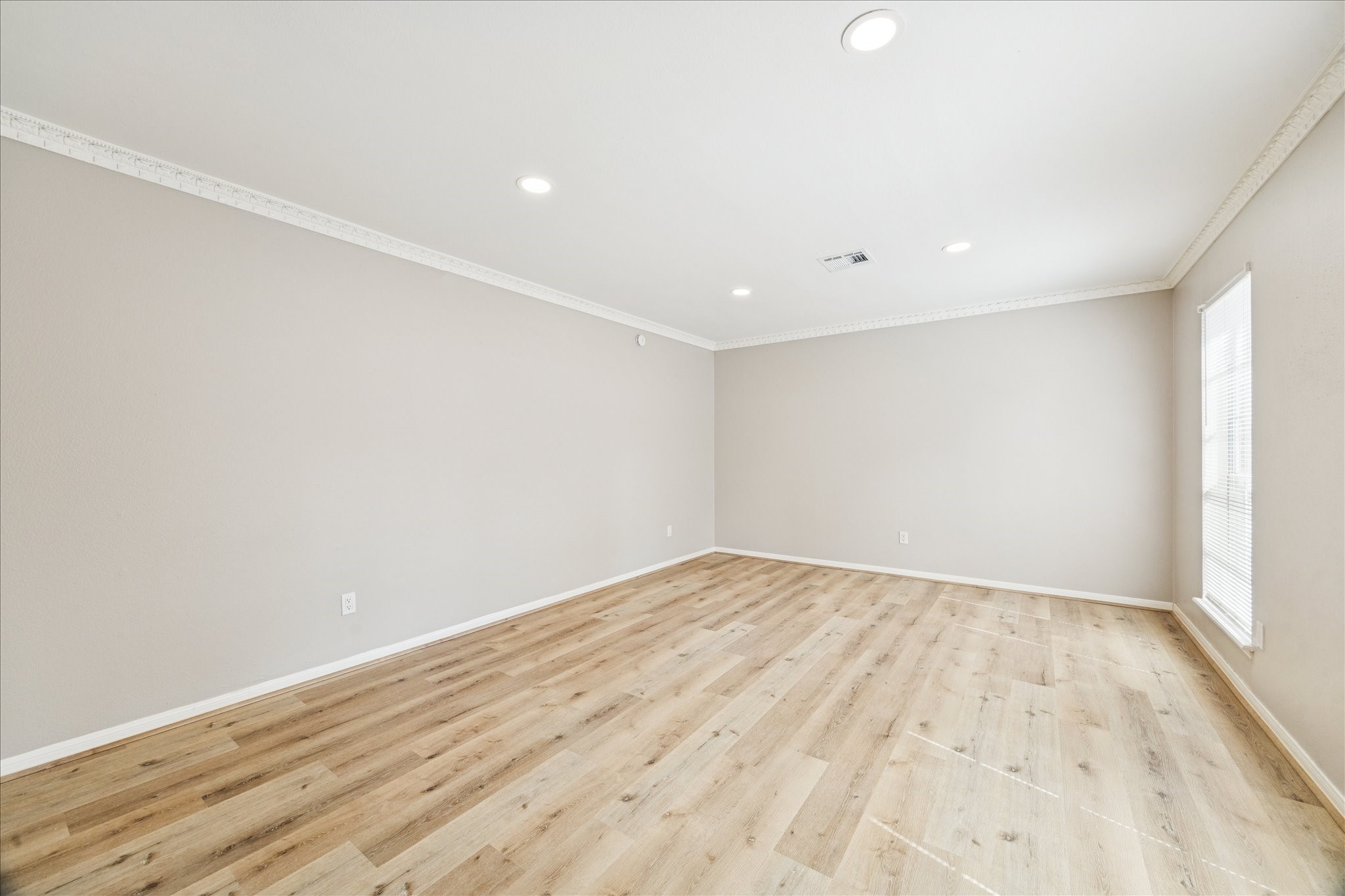 1502 Big Horn Drive Houston, TX 77090 - Photo 5 of 36 wooden floor in a room