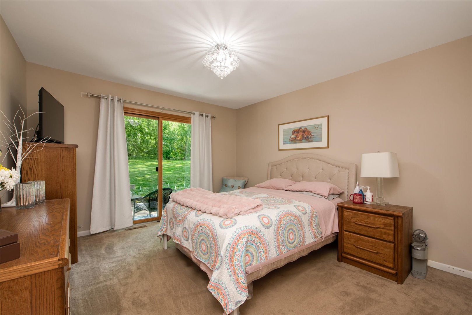 1196 Nottingham Lane Elgin, IL 60120 - Photo 36 of 45 a bedroom with a bed and a large window