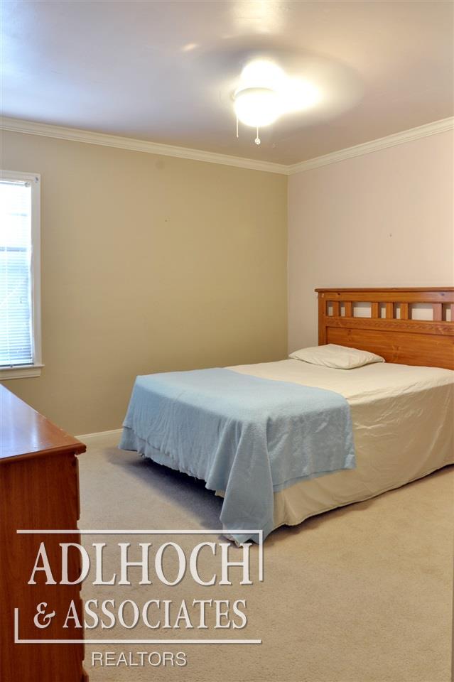 379 Ridgemont Road Grosse Pointe Farms, MI 48236 - Photo 9 of 16