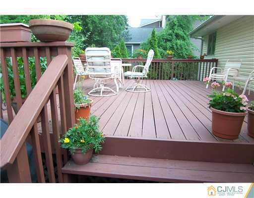 21 Jordan Road Colonia, NJ 07067 - Photo 19 of 22