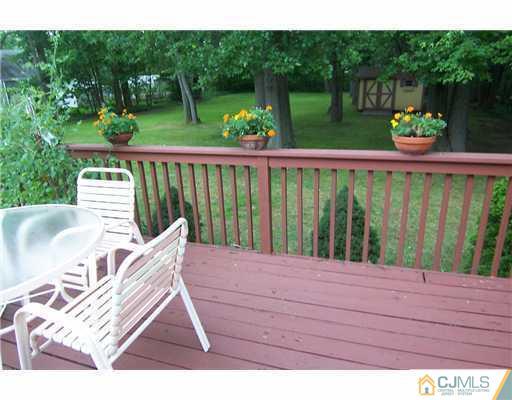 21 Jordan Road Colonia, NJ 07067 - Photo 20 of 22