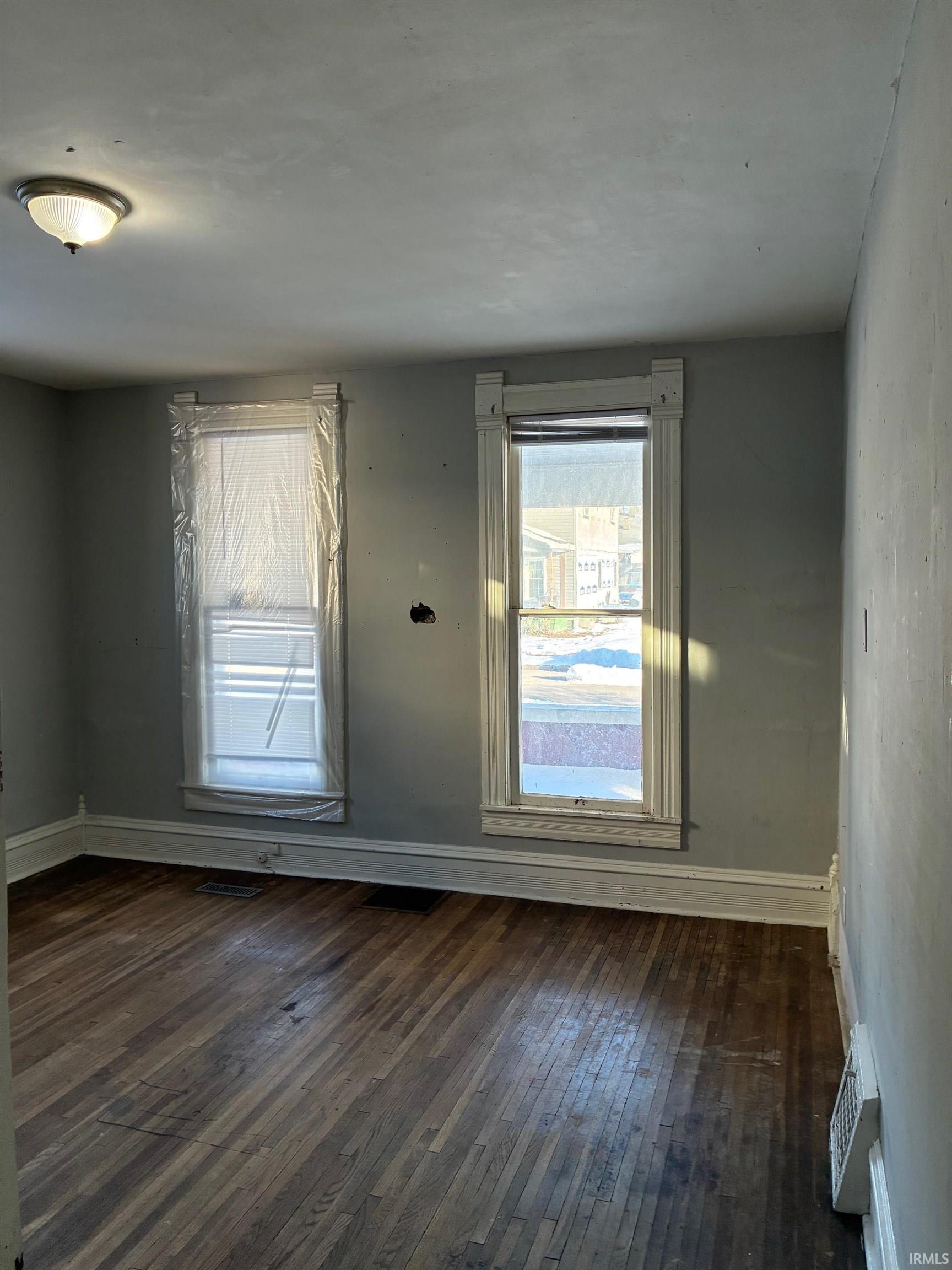 403 West 3rd Street Bicknell, IN 47512 - Photo 15 of 23