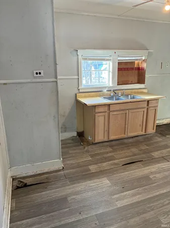 $89,900 | 403 West 3rd Street, Bicknell, IN 47512