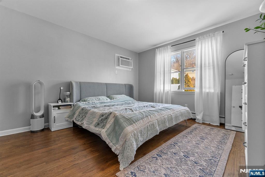 174 Maple Street Fairview, NJ 07022 - Photo 12 of 25