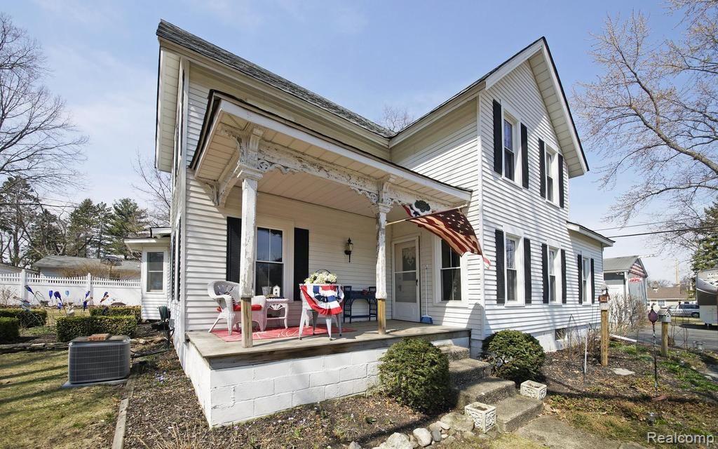 1451 Butler Boulevard Howell, MI 48843 - Photo 24 of 26 25-photo-web-1024x640-163171.jpg