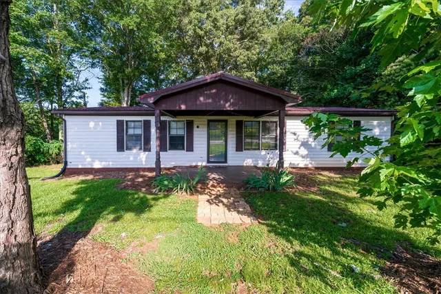 $239,900 | 2423 Westminster Highway, Walhalla, SC 29691