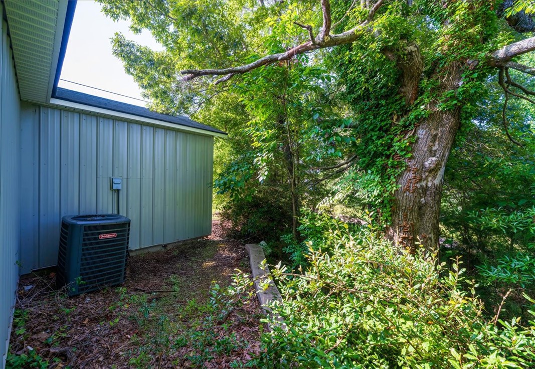 2423 Westminster Highway Walhalla, SC 29691 - Photo 16 of 16