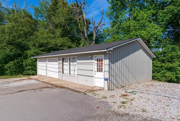 $239,900 | 2423 Westminster Highway, Walhalla, SC 29691