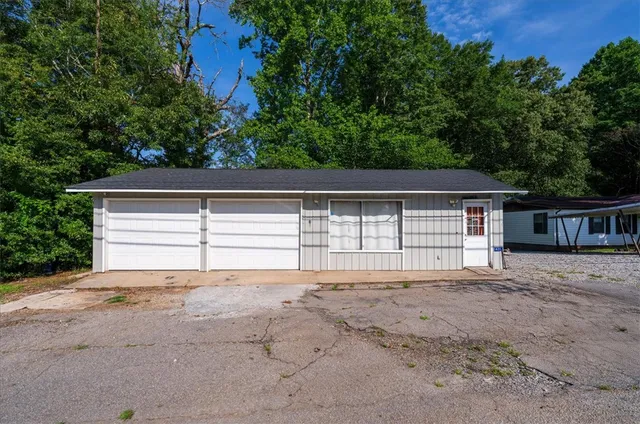 $239,900 | 2423 Westminster Highway, Walhalla, SC 29691