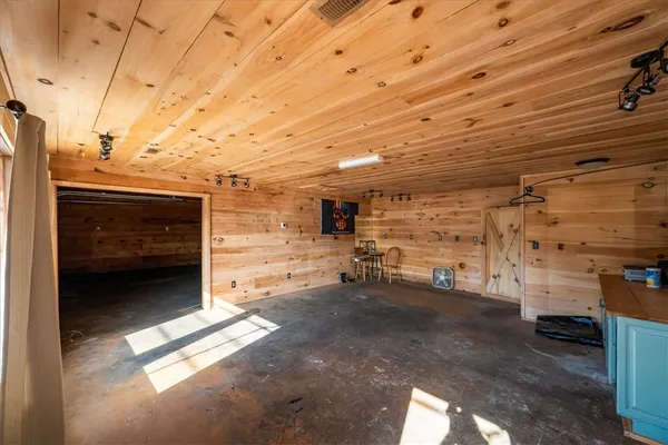 $239,900 | 2423 Westminster Highway, Walhalla, SC 29691