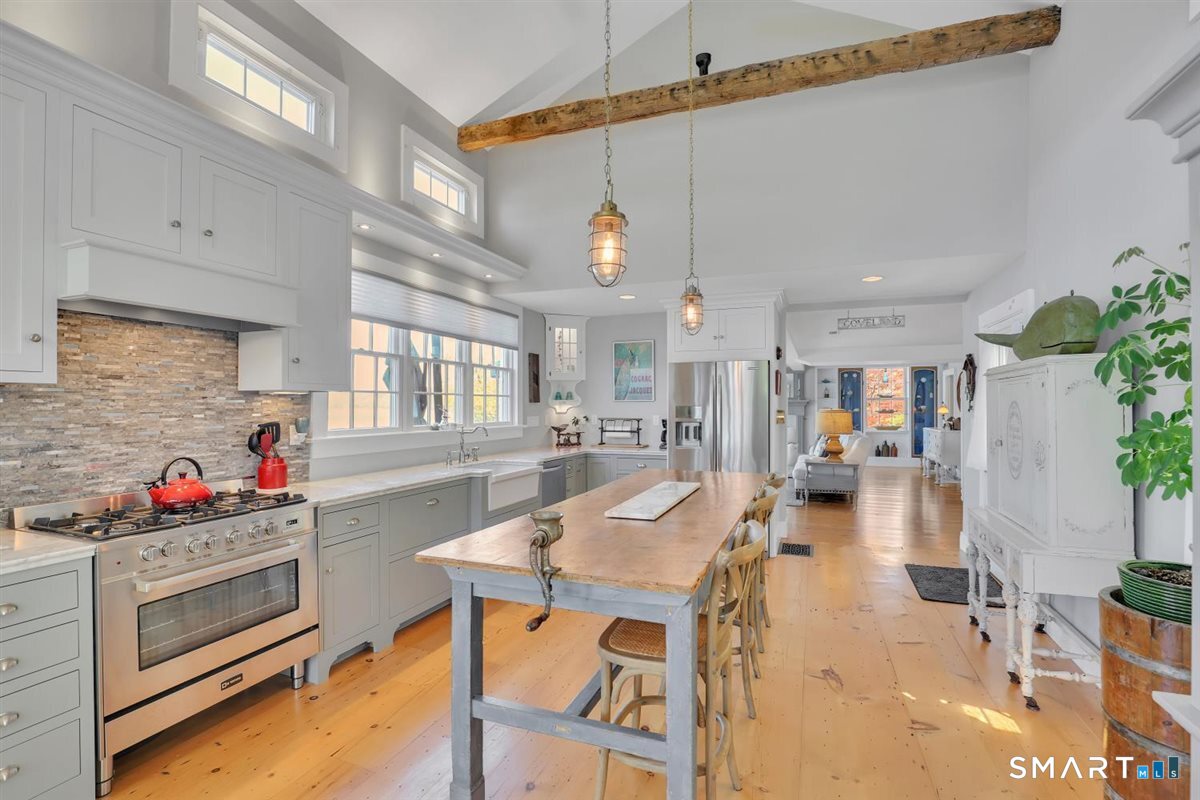 30 Knowles Road East Hampton, CT 06456 - Photo 6 of 40