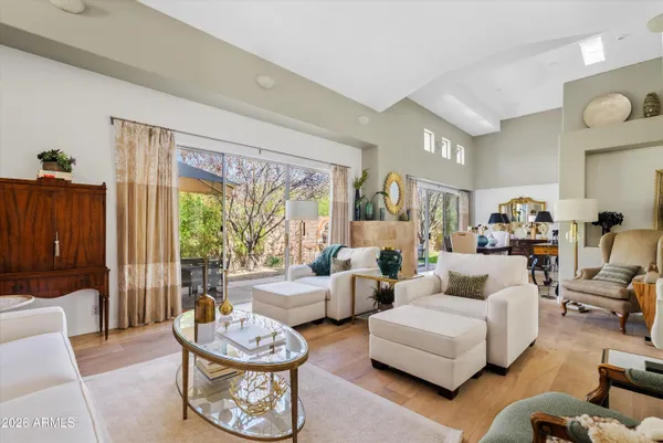 $1,500,000 | 6853 North Central Avenue, Phoenix, AZ 85012