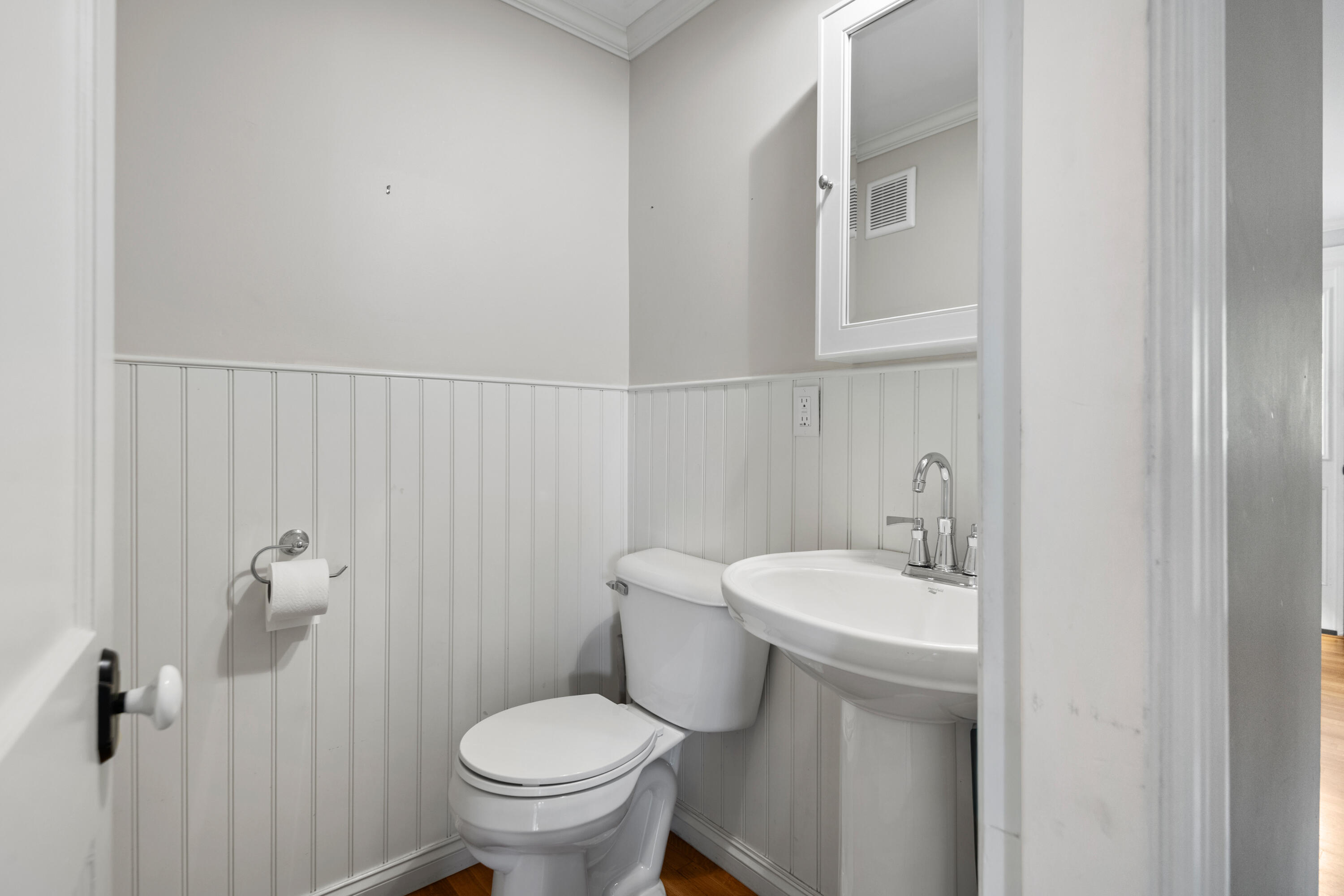 13 Lawson Road Cape Elizabeth, ME 04107 - Photo 22 of 42 50_13 Lawson Rd_Morneau Studios