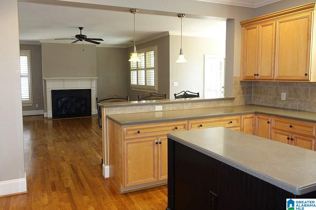5660 Chestnut Trace Birmingham, AL 35244 - Photo 3 of 38